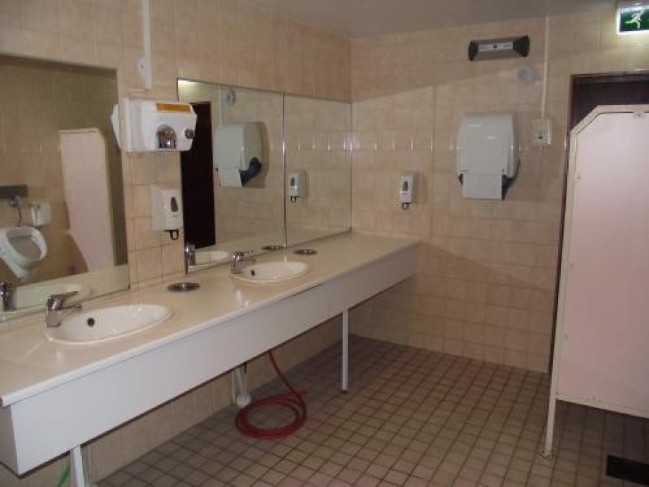 Туалет в холле гостиницы Center Hotel Imatra. Изображение 2