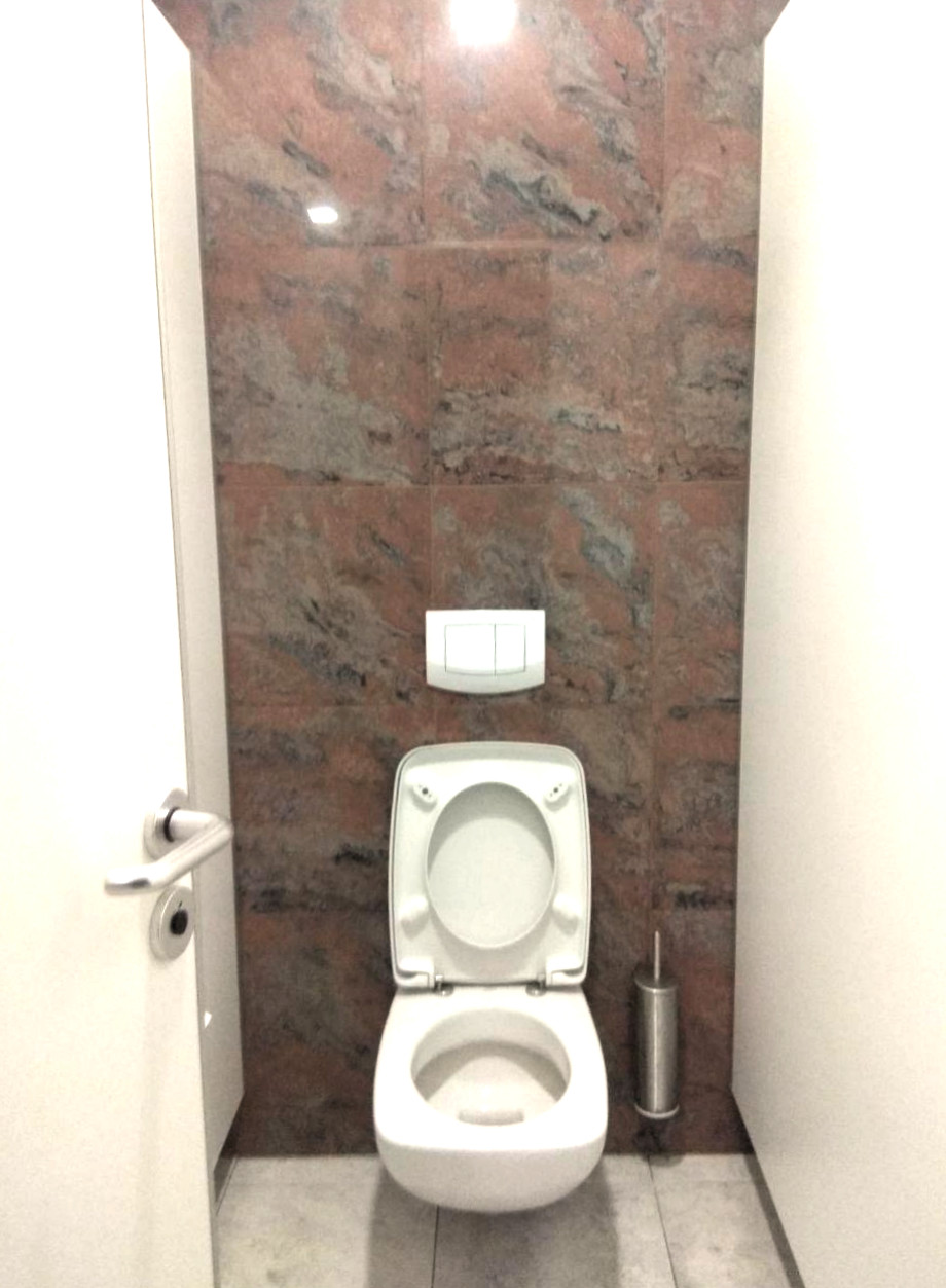 Туалет в конференц-центре Сити. Изображение 2