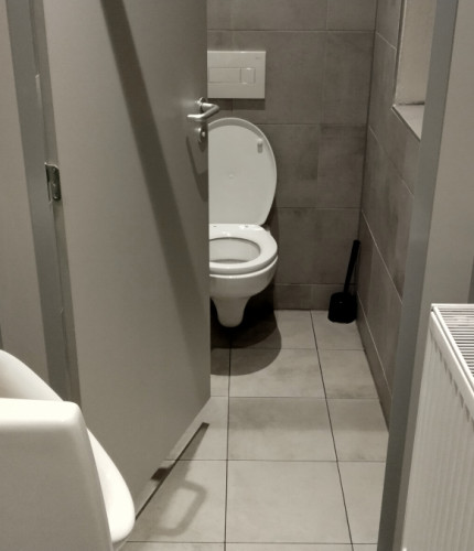 Туалет в CrossCafe Plzeňská brána