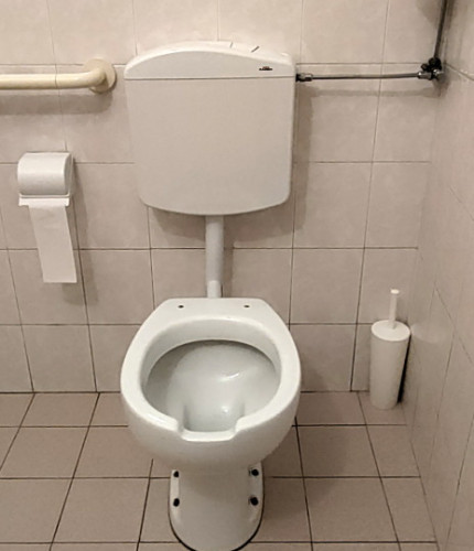 Туалет в таверне Il Pellegrino