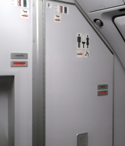 Туалеты Airbus A321neo Wizz Air Malta