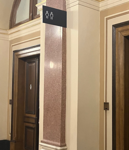 Туалет в Рудольфинуме