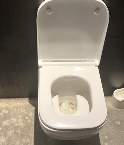 Туалет в STROMWERK