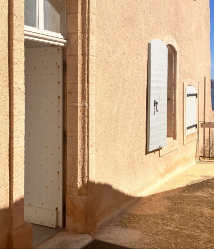 Туалет у замка Иф