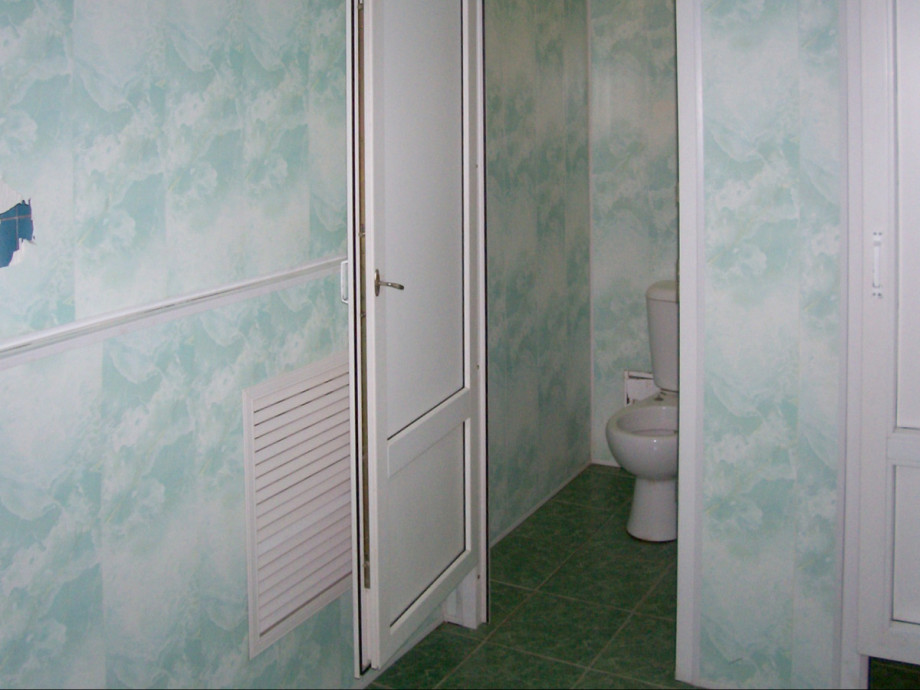 Туалет в музее истории и культуры Беларуси. Изображение 1