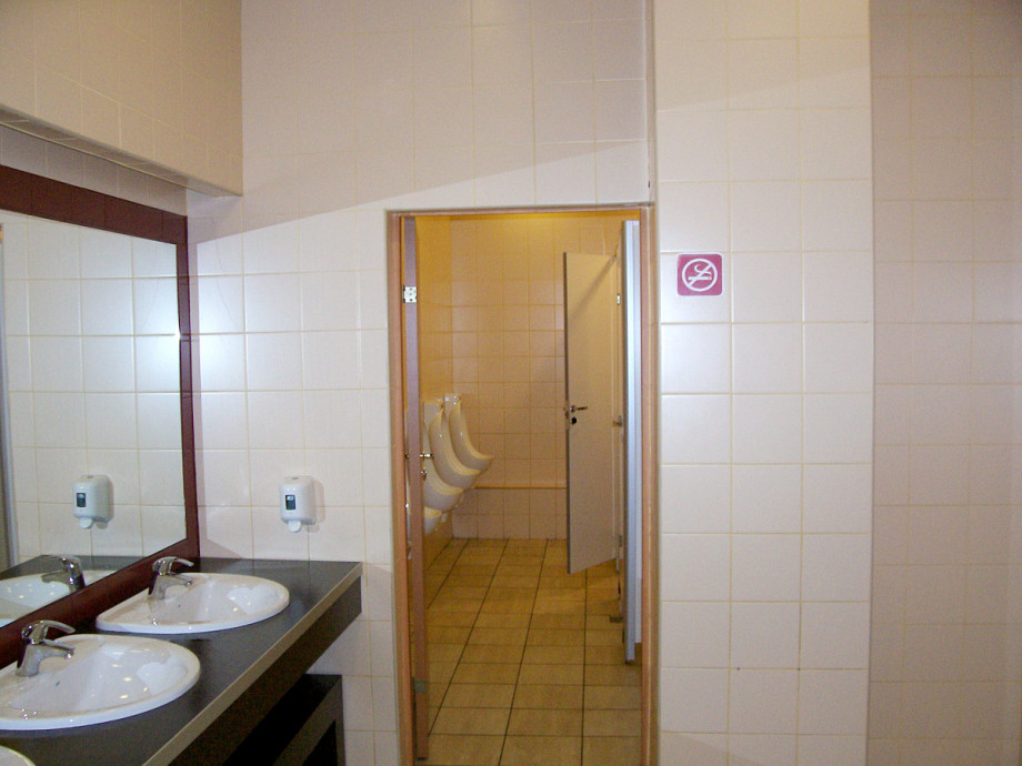 Туалет в ТРК Родео-Драйв. Изображение 3