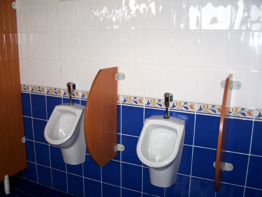 Туалет на заправке VIMax недалеко от поселка Gündoğdu. Изображение 3
