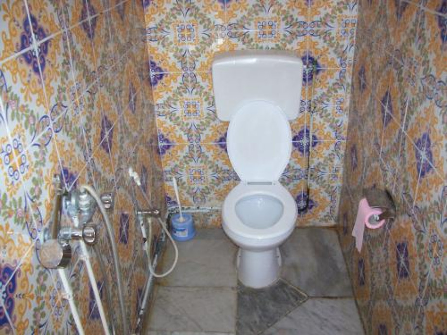Туалеты в музее Dar Essid. Изображение 1