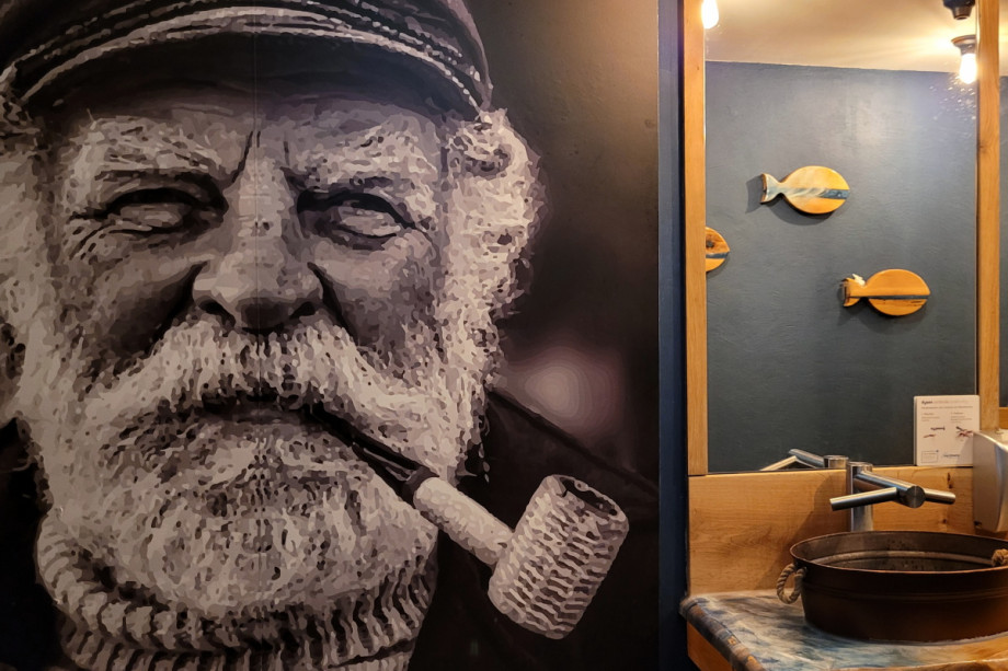 Туалет в ресторане Fischer & Lustig. Изображение 3