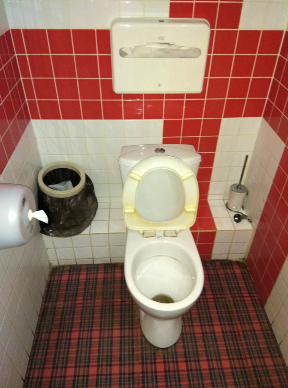 Музыкальный туалет в пабе Union Jack. Изображение 4