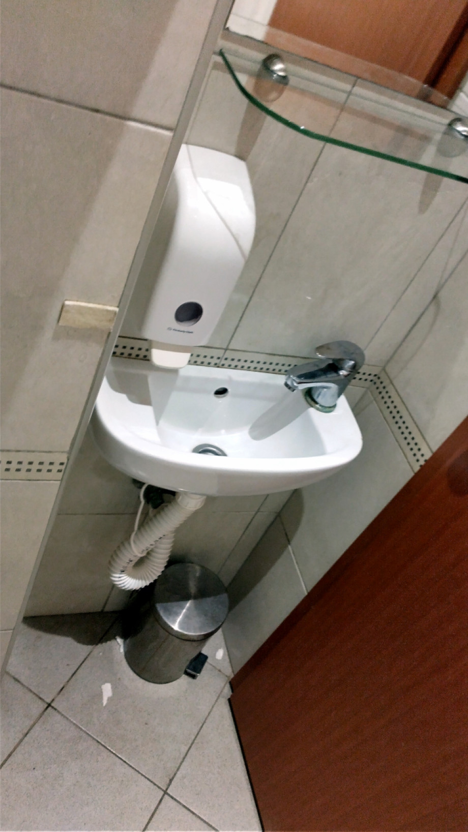 Туалет в кафе Storia. Изображение 3
