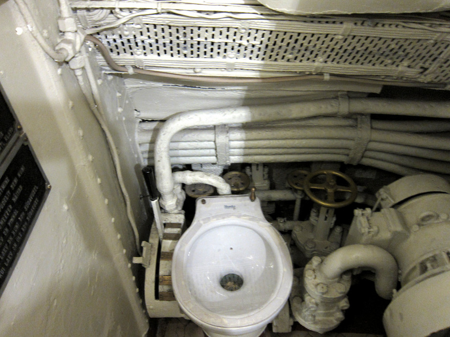 Туалет на подводной лодке «Лембит». Изображение 1