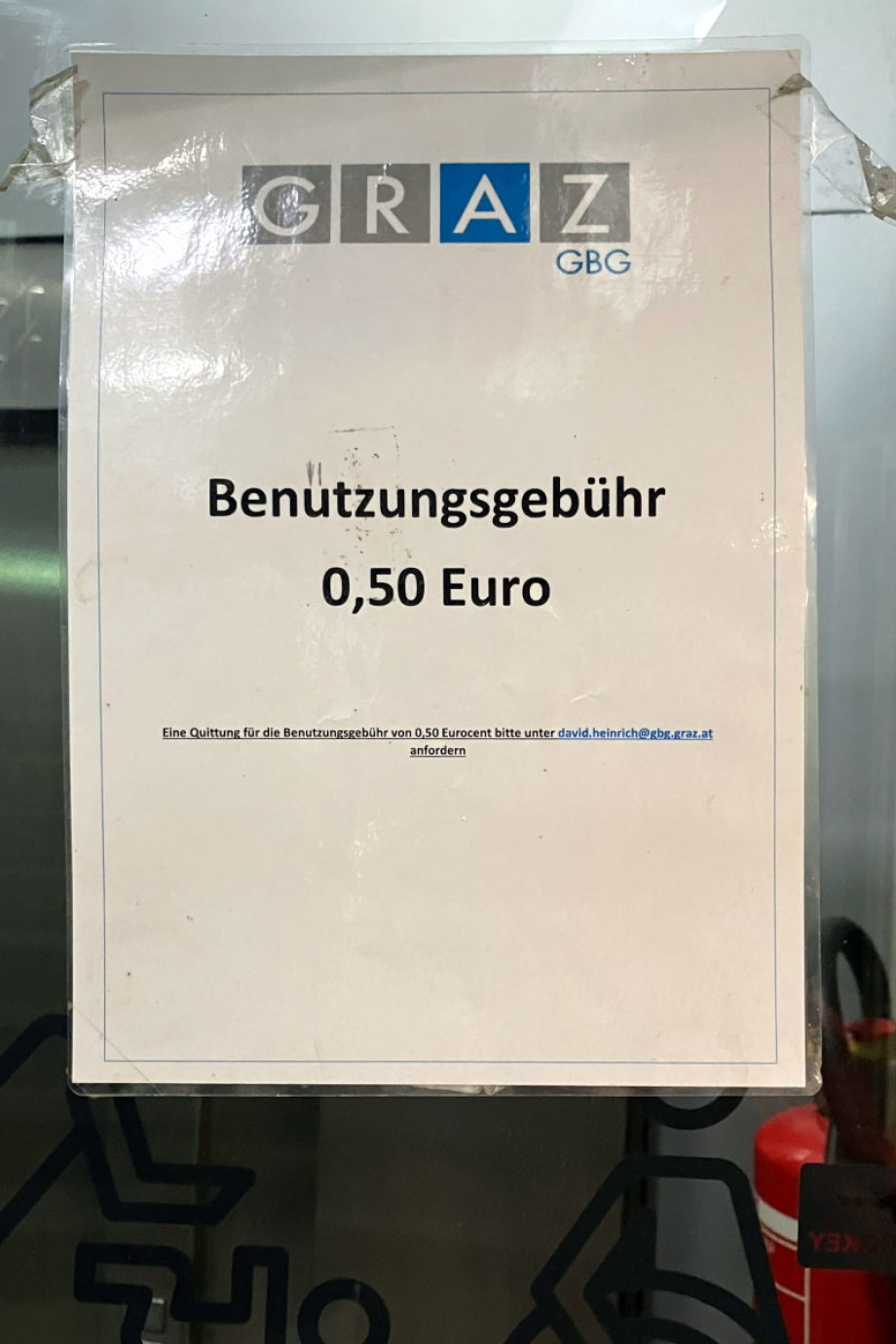 Общественный туалет на главной площади Граца. Изображение 7