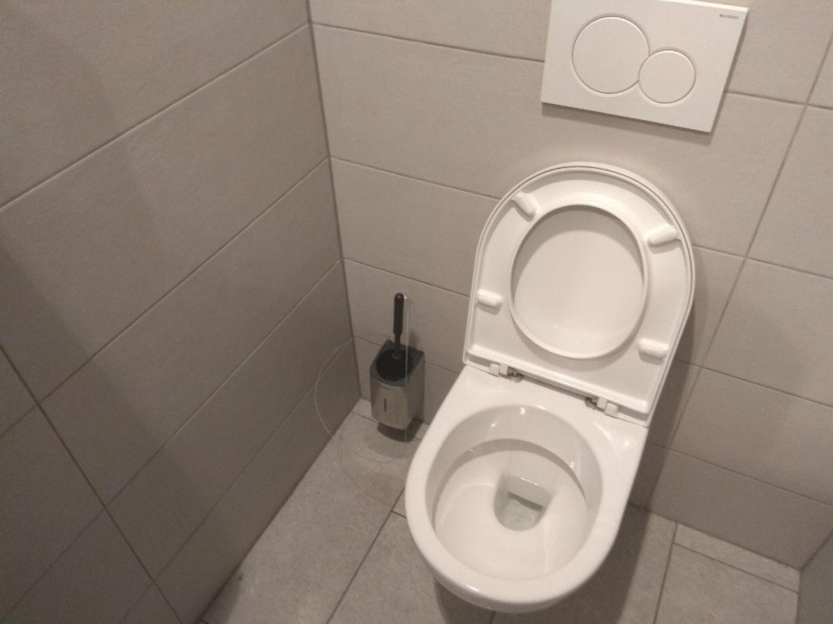 Общественный туалет в Кауфланде. Изображение 3