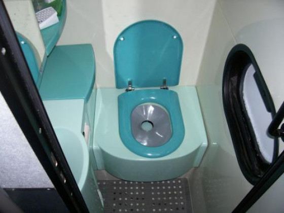 Туалет туристического автобуса Neoplan