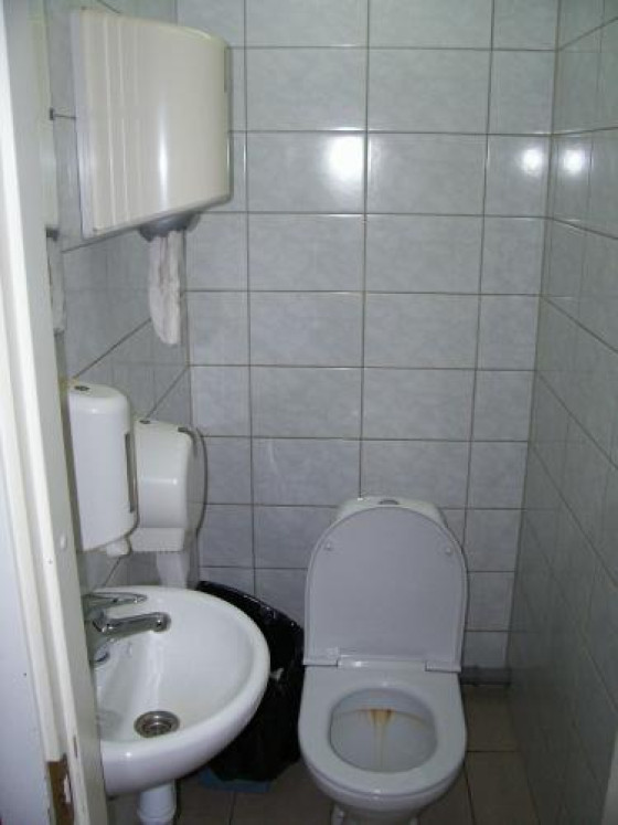 Туалет в "Чайной ложке" у Чернышевской