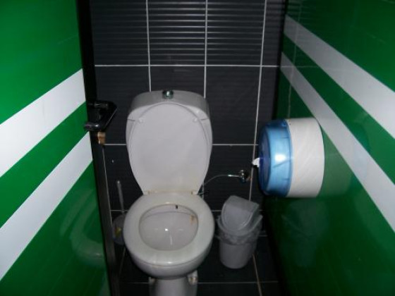 Туалет в ресторане отеля Hitit