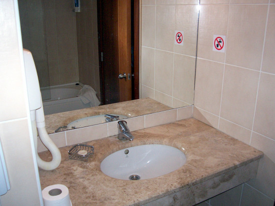 Туалет в стандартном номере отеля Lycus River