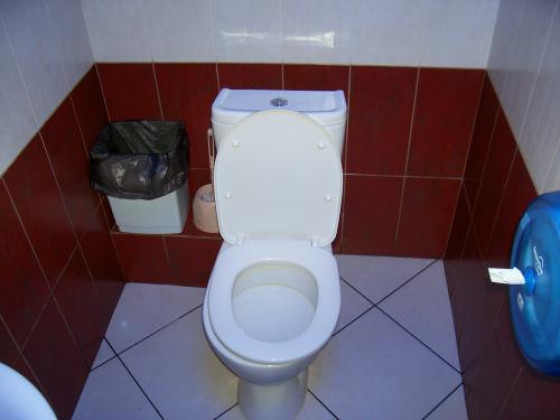 Туалет в «Ростикс-KFC» в Рыбацком