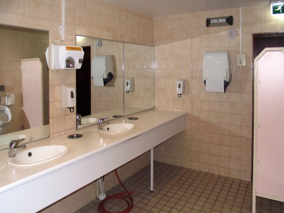 Туалет в холле гостиницы Center Hotel Imatra
