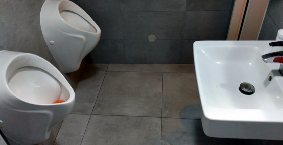 Туалет в пиццерии Сан-Марко