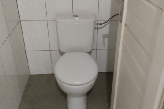 Туалет в убежище министерства транспорта Чешской республики