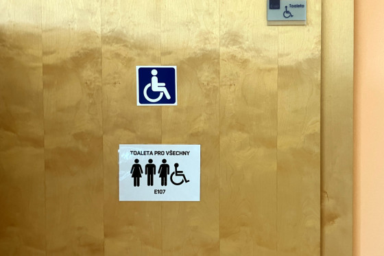 Туалет для всех в брненском техническом университете