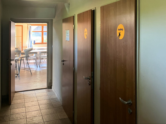 Туалет в ресторане пансионата Křížky